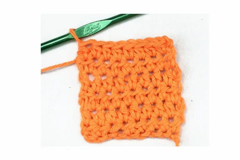 How to do a Half Double Crochet Stitch (hdc)